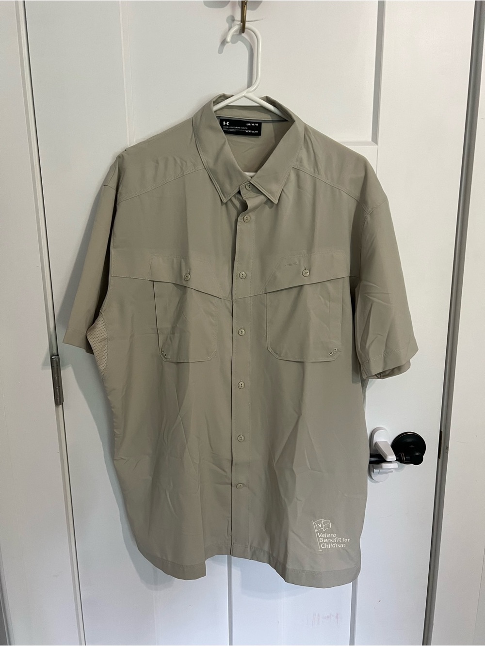 Under Armour Men’s Short-Sleeve Button Down Shirt - Light Khaki